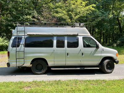 Photo of a Camper Van for sale: 2007 Ford E-250 Camper Van