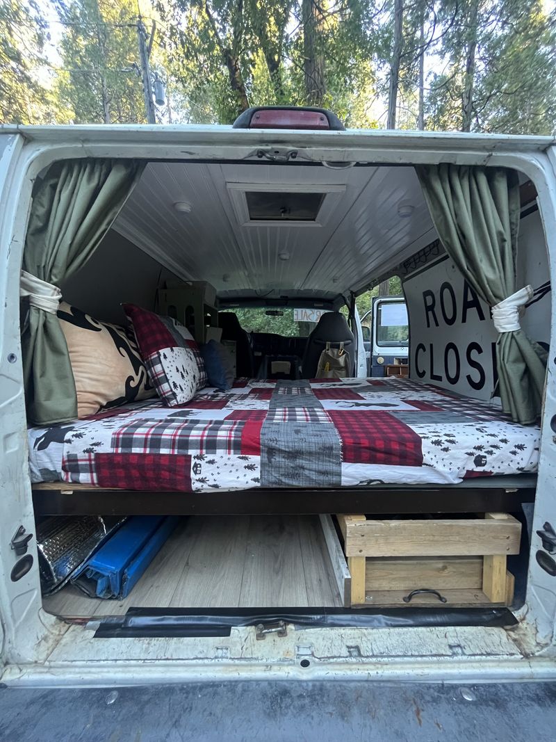 Picture 4/7 of a Dodge RM 1500 Van camper  for sale in Sonora, California