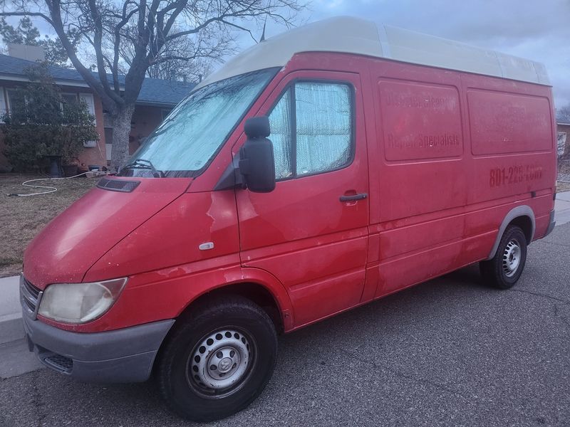 Picture 4/10 of a 2006 Dodge Sprinter 2500 T1N Conversion Van  for sale in Albuquerque, New Mexico