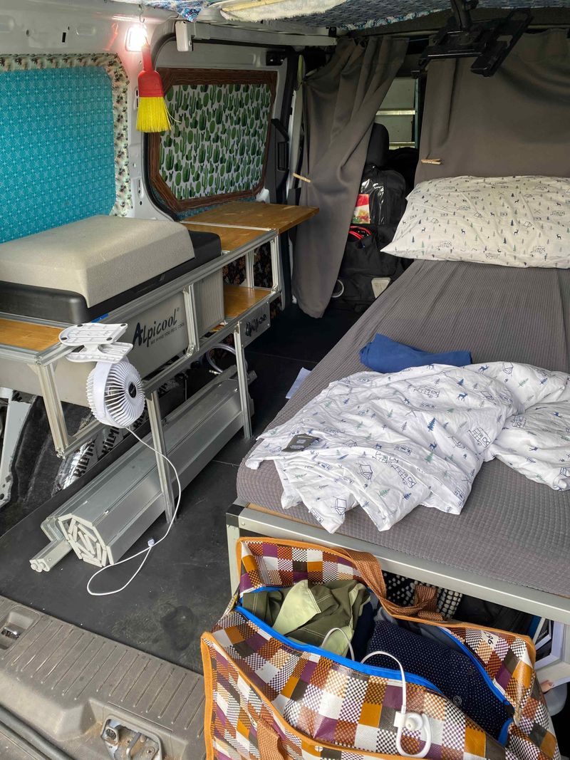 Picture 2/8 of a 2019 Ford Transit Connect  for sale in Long Beach, California