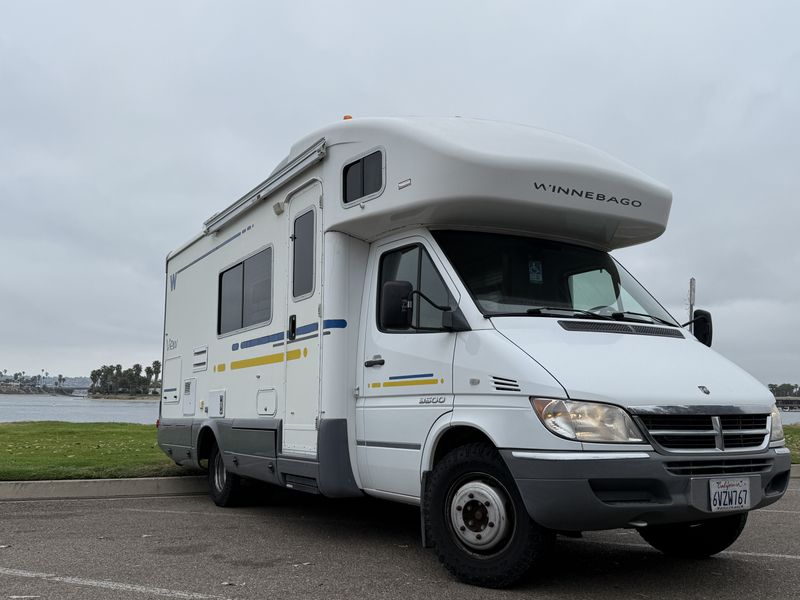 Picture 3/16 of a 2006 Winnebago view 23j for sale in San Diego, California