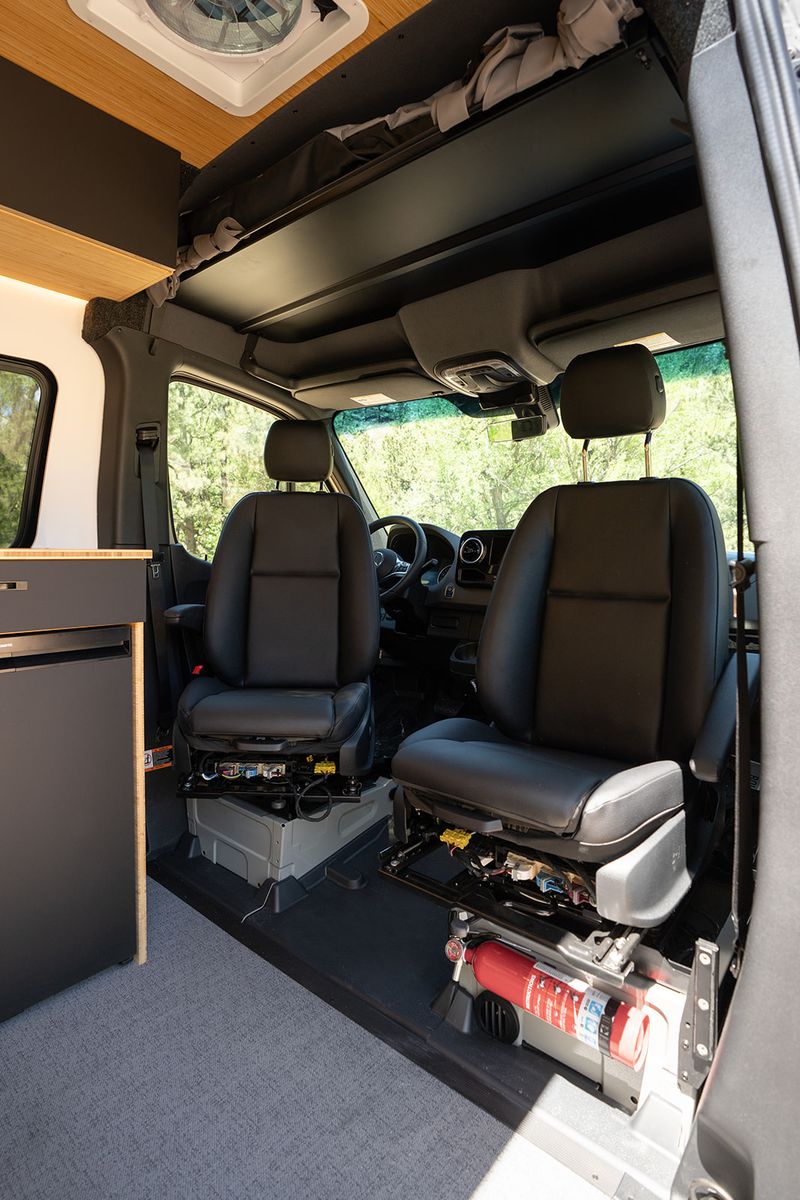 Picture 4/15 of a 2025 Geotrek Bear Peak Sprinter 144 AWD for sale in Boulder, Colorado