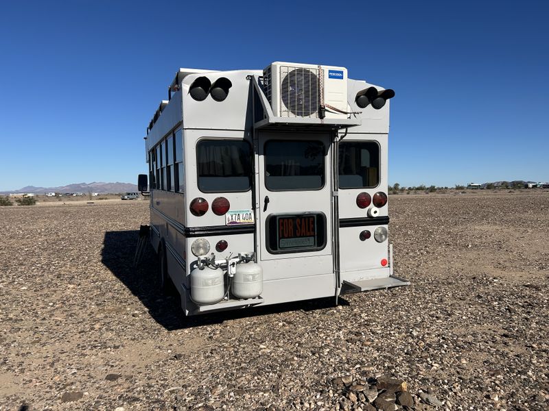 Picture 3/11 of a 2000 Ford Skoolie for sale in Sierra Vista, Arizona