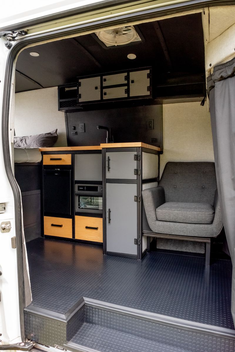 Picture 5/16 of a 2020 Ford Transit AWD Ecoboost 148 High-Roof for sale in Hot Springs National Park, Arkansas