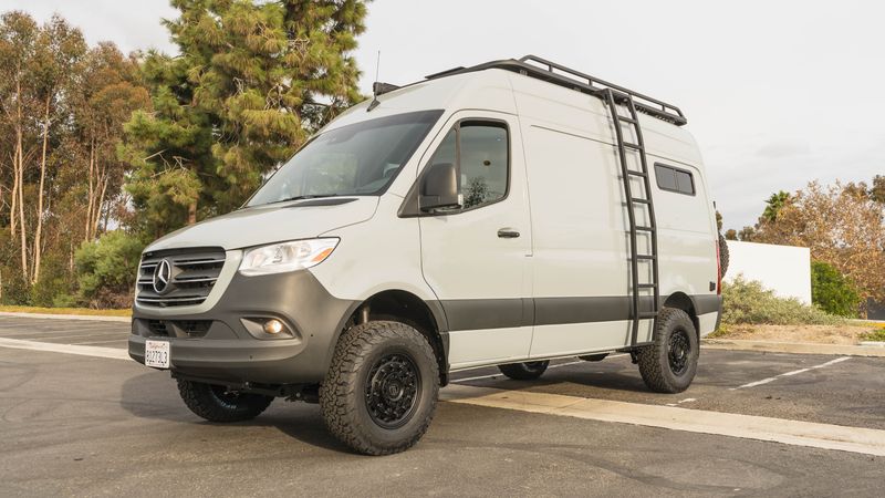Picture 4/16 of a 2022 Mercedes Sprinter 4x4 (144) for sale in Carlsbad, California