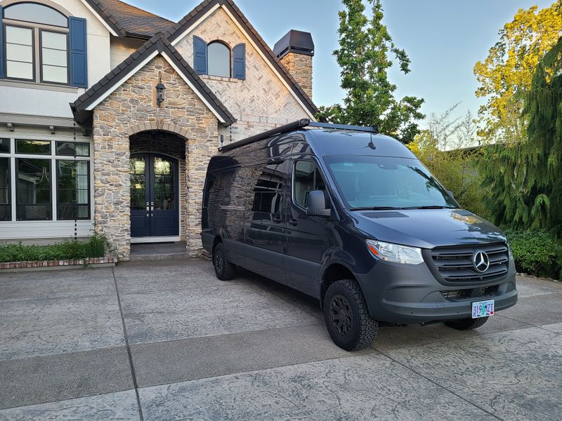 Picture 3/18 of a 2021 Mercedes Sprinter 170 4x4 Family Van for sale in Beaverton, Oregon
