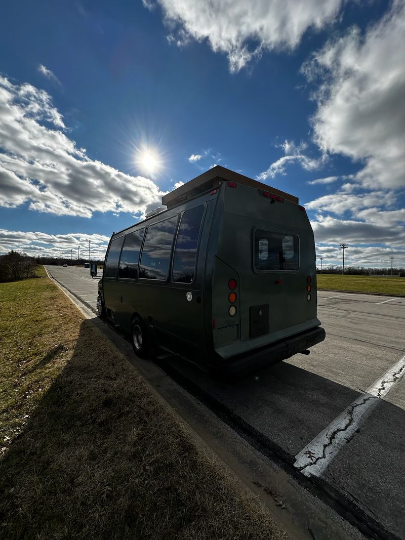 Picture 4/23 of a 2004 Ford E450 Shuttle Bus Conversion for sale for sale in Sedalia, Missouri