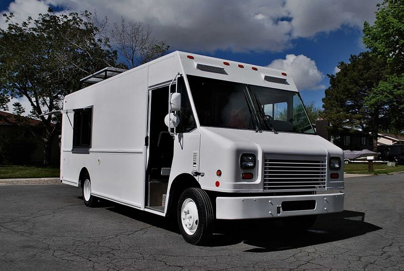 Picture 4/16 of a 2009 frightliner Mt45 Campervan for sale in West Valley City, Utah