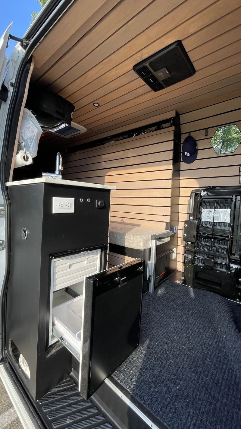 Picture 4/29 of a REDUCED Most versatile Sprinter 3500 170  for sale in League City, Texas