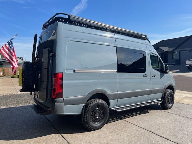 Picture 3/20 of a 2022 Mercedes 144 4x4 for sale in Albany, Oregon