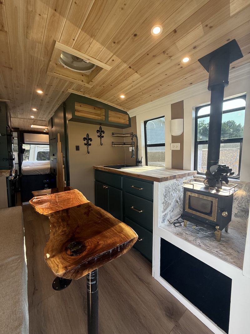 Picture 3/26 of a 2010 Thomas Built Converted Bus for sale in Pacific, Missouri