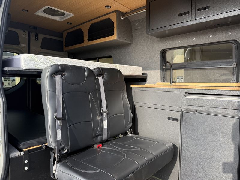 Picture 2/22 of a 2022 Vanworks Sprinter 4x4 Campervan for sale in Irvine, California
