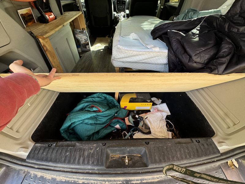Picture 4/13 of a 2016 Grand Caravan for sale in Denver, Colorado