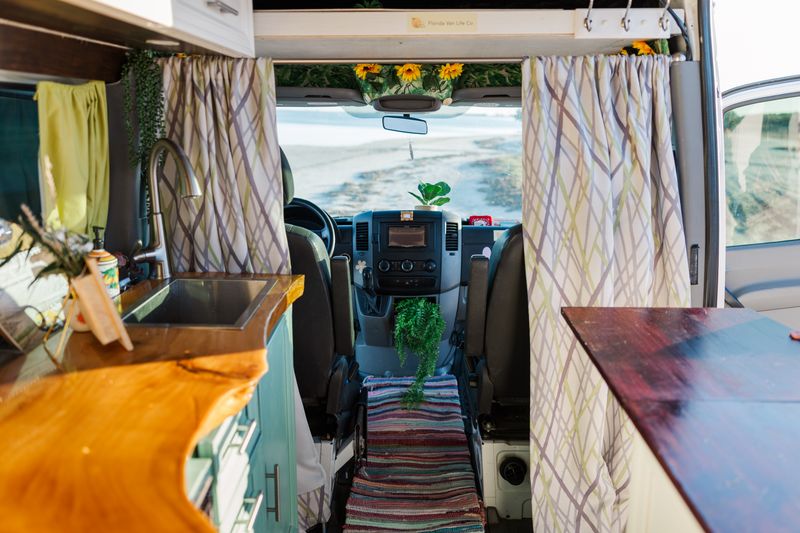 Picture 5/19 of a 2013 Mercedes Sprinter Van Camper for sale in Saint Petersburg, Florida