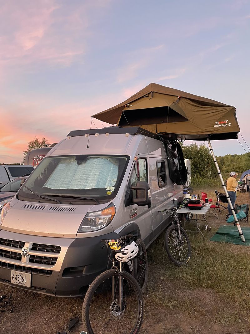 Picture 2/17 of a 2014 Ram Promaster High Roof | Sleeps 5 | 6 Passengers for sale in Eau Claire, Wisconsin