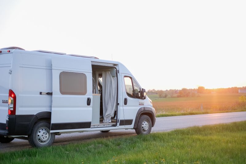 Camper Van For Sale Boho Minimalistic Van Ozzie Vans