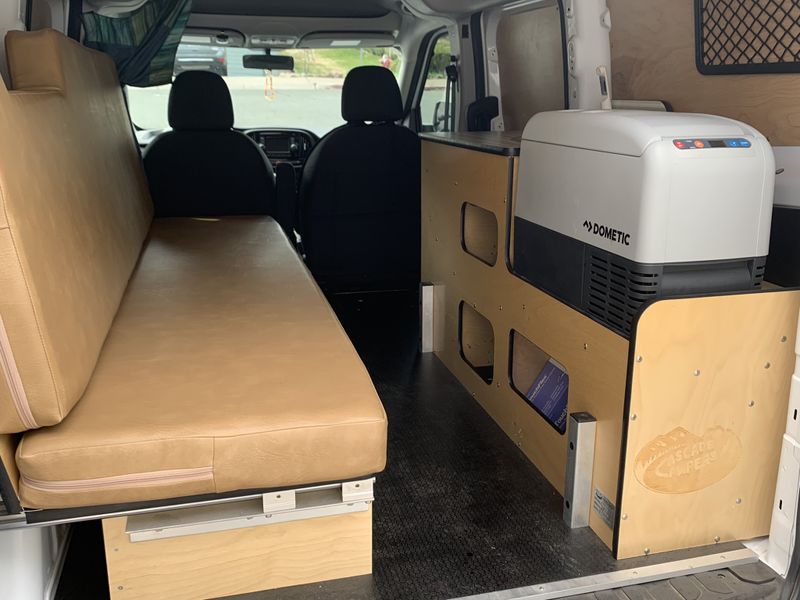 Picture 2/13 of a 2018 Dodge Promaster City Cascade Camper for sale in Mount Shasta, California