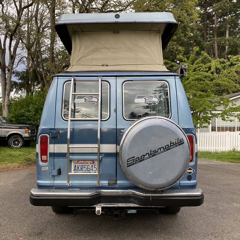 Picture 1/3 of a Retro popup van for sale in Sand Point, Alaska