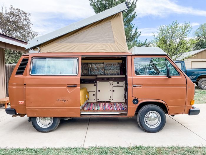 Photo showing the outside of a 1983 VW Vanagon (Westfalia) Campervan